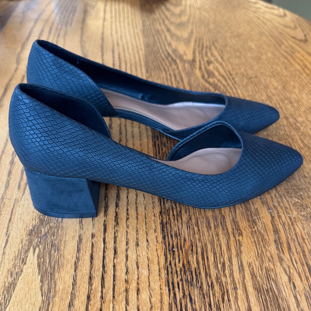 Call It Spring Block Heel Pump - Picture 2 of 8